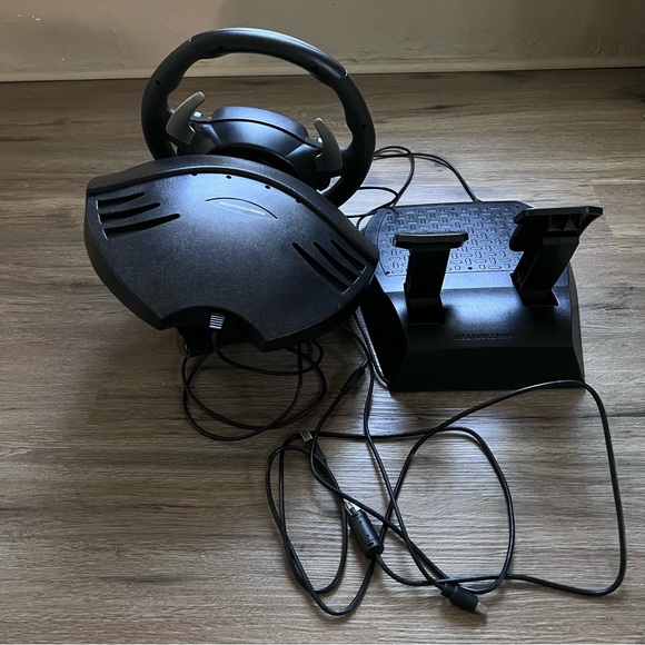 THRUSTMASTER Ferrari 485 RW Xbox 360 (V.4) Video Game Controller Working/Tested - Picture 4 of 6